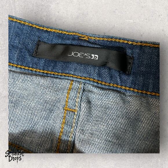 OEs Jeans Women Blue Denim Shorts Size 28 Casual Stylish Comfortable Summer Wear - Picture 2 of 3